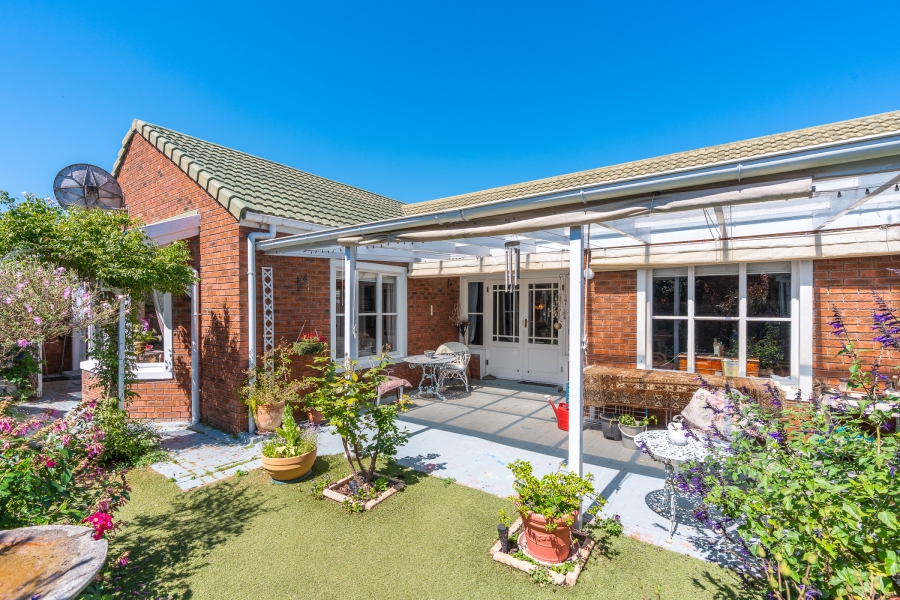 3 Bedroom Property for Sale in Pinelands Western Cape